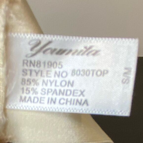 Youmita cream bra with lace appliqués, size small/medium - Picture 9 of 9